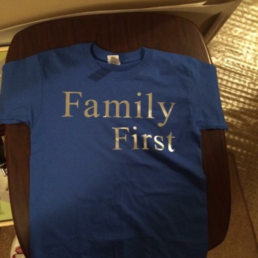 Custom vinyl T-shirt’s all sizes !!!!
